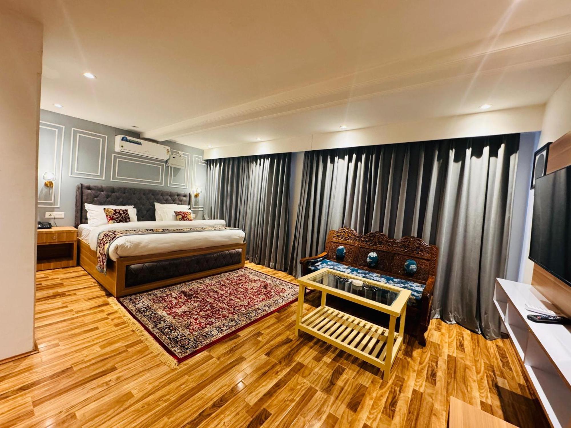 De Elaaf The Luxury Stay Srinagar  Exterior photo